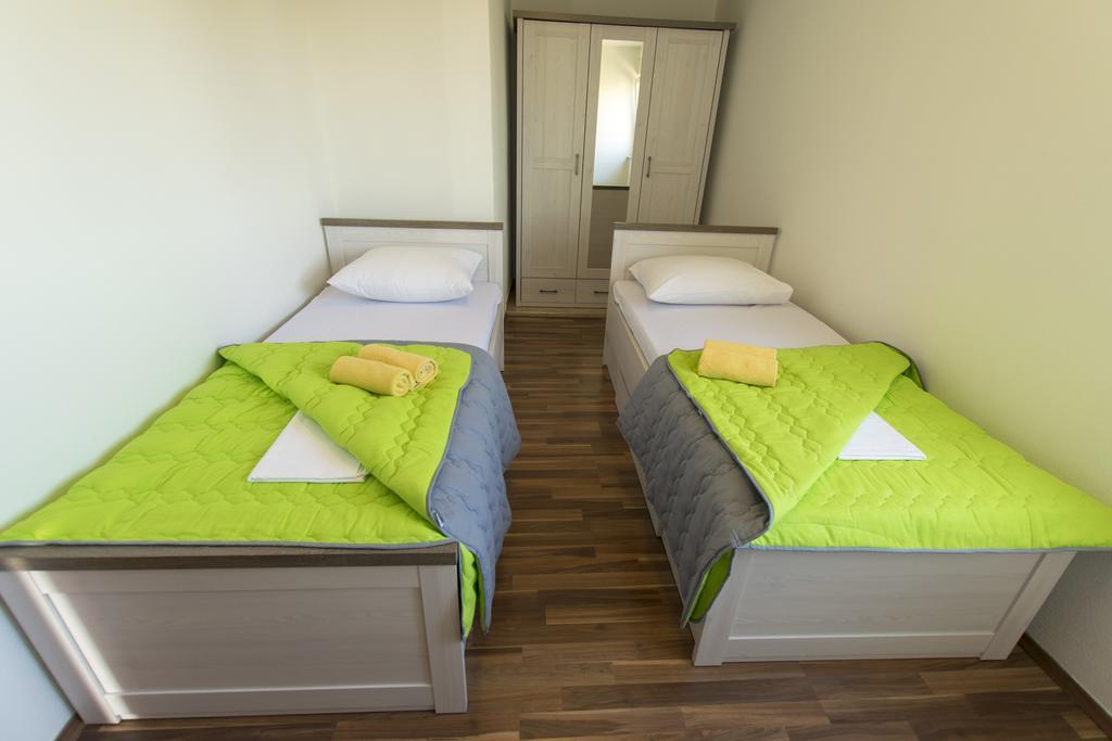 Apartment Duda Starigrad Paklenica Eksteriør bilde